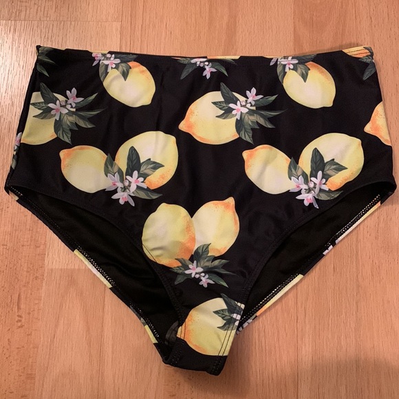 Kaei & Shi High-waisted Lemon Print Retro Bikini Bottoms NWT - Picture 1 of 5